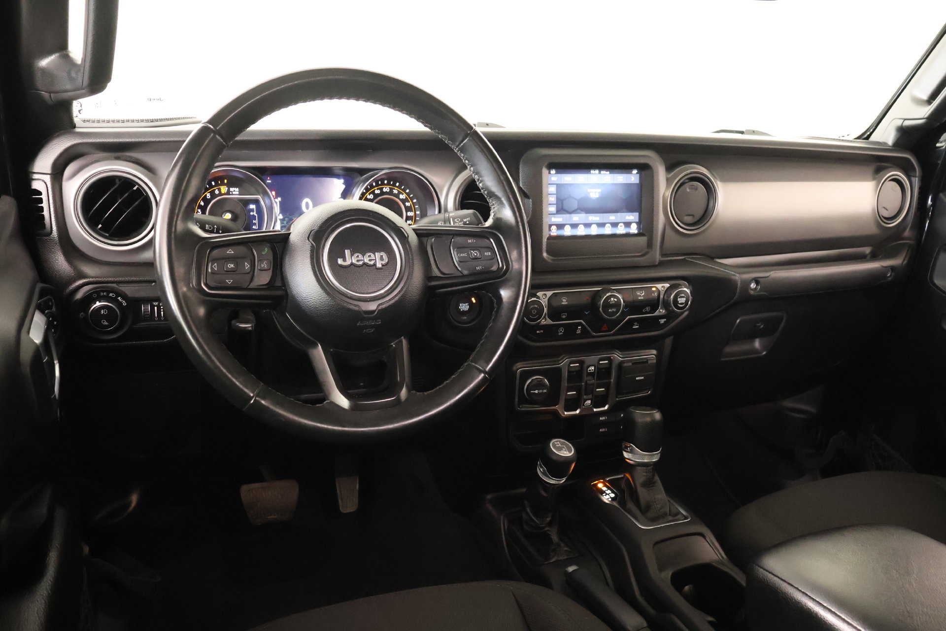 Certified 2022 Jeep Gladiator Sport Truck Crew Cab