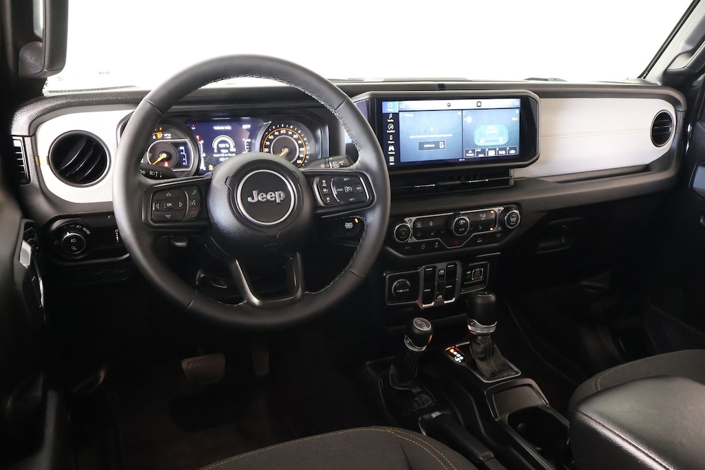 Certified 2025 Jeep Gladiator Sport Truck Crew Cab