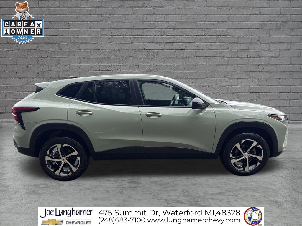 Used 2024 Chevrolet Trax 1RS SUV