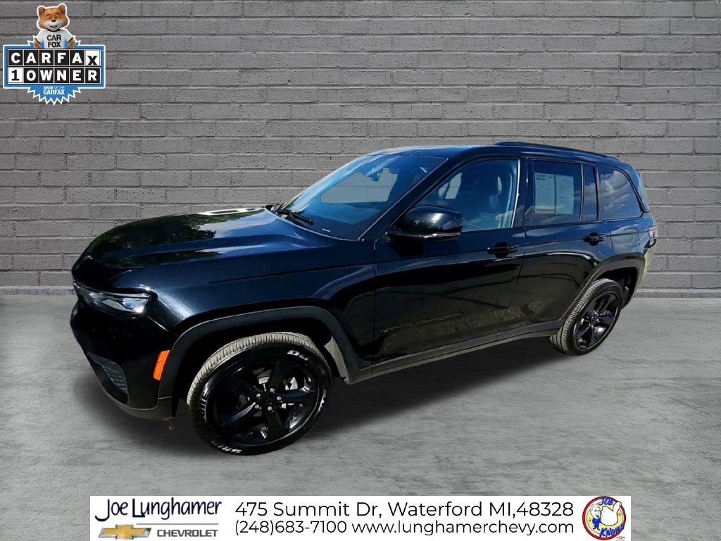 Used 2023 Jeep Grand Cherokee Altitude X 4x4 SUV