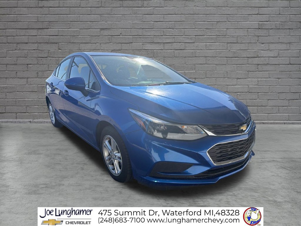 Used 2017 Chevrolet Cruze LT Car