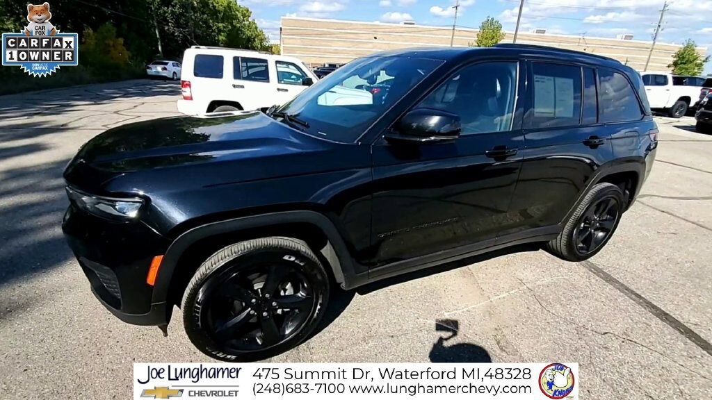 Used 2023 Jeep Grand Cherokee Altitude X 4x4 SUV