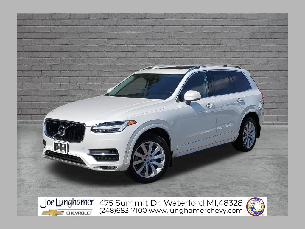 2017 Volvo XC90 Momentum