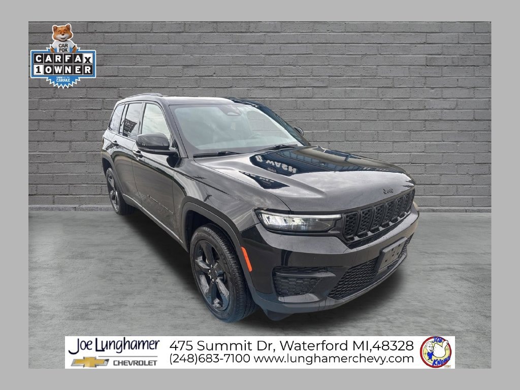 Used 2023 Jeep Grand Cherokee Altitude X 4x4 SUV