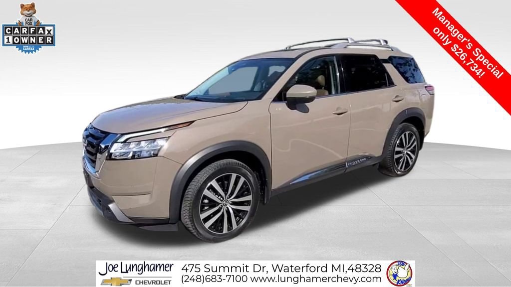 Used 2024 Nissan Pathfinder Platinum