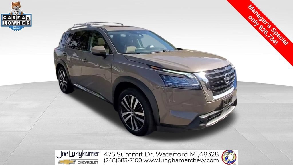 Used 2024 Nissan Pathfinder Platinum