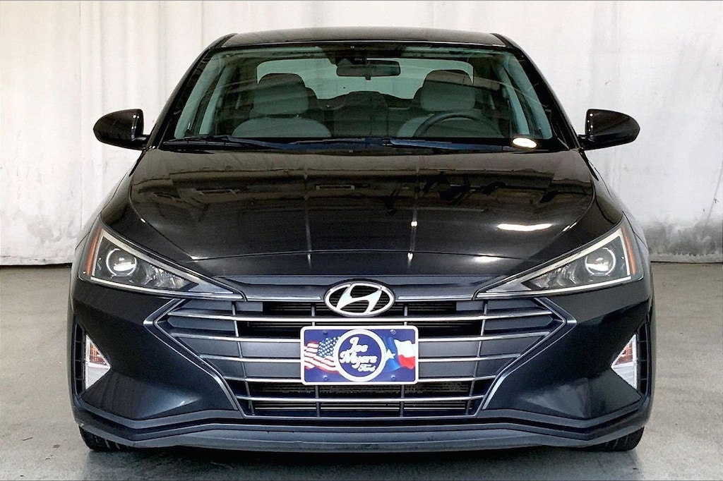 Used 2020 Hyundai Elantra SE Sedan