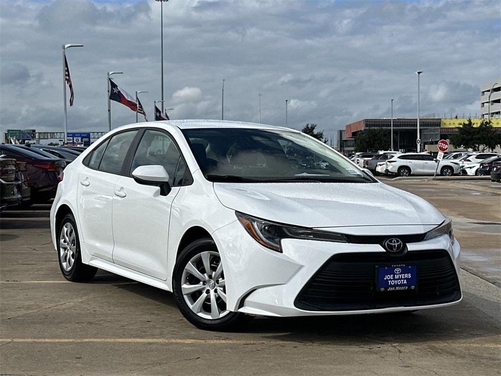 Used 2023 Toyota Corolla LE Sedan