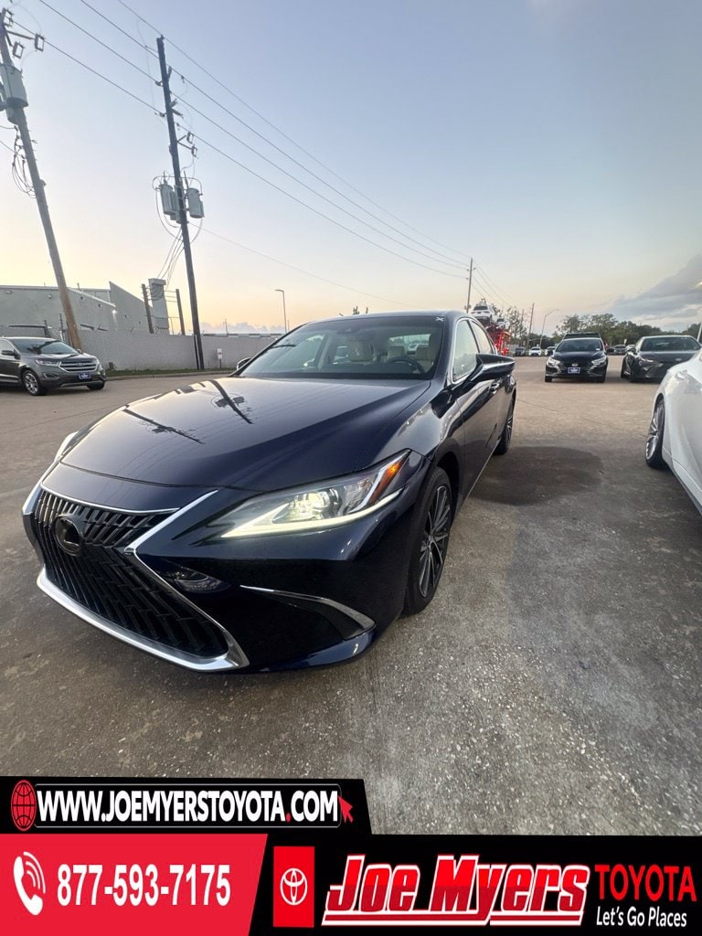 2024 Lexus ES
