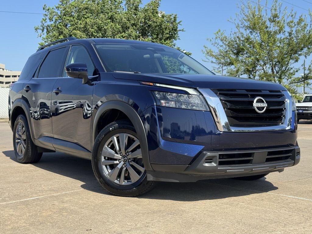 Used 2025 Nissan Pathfinder SV SUV