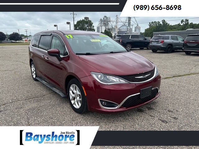 2017 Chrysler Pacifica Touring Plus