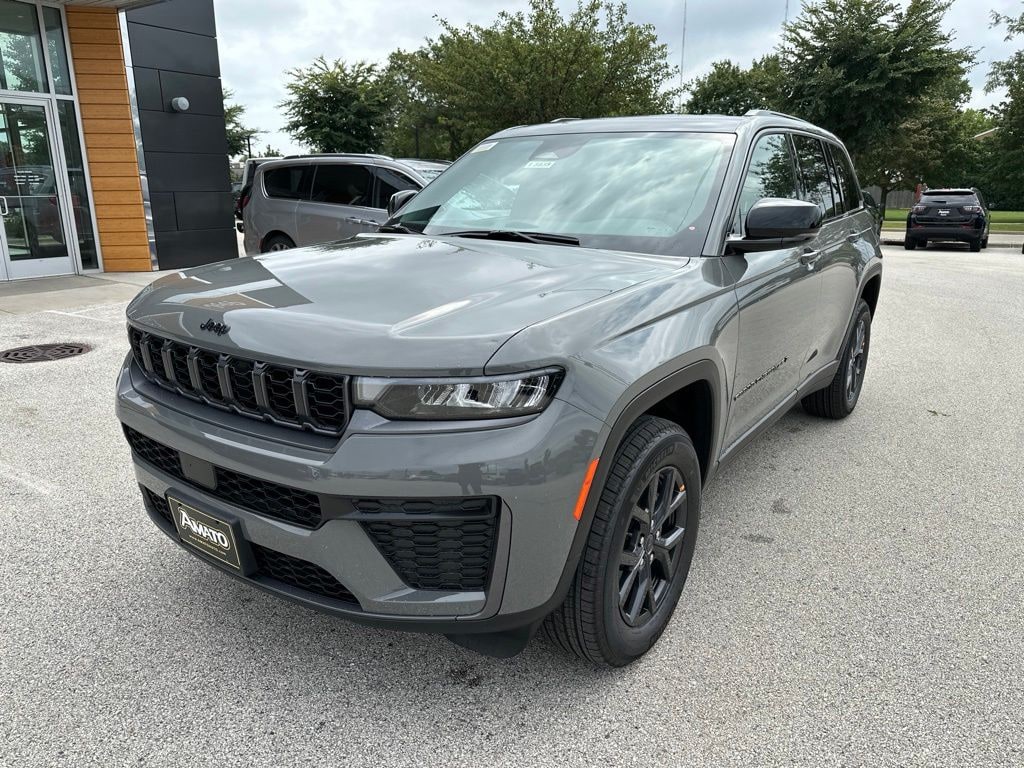 New 2027 Jeep Grand Cherokee LAREDO ALTITUDE 4X4 Sport Utility