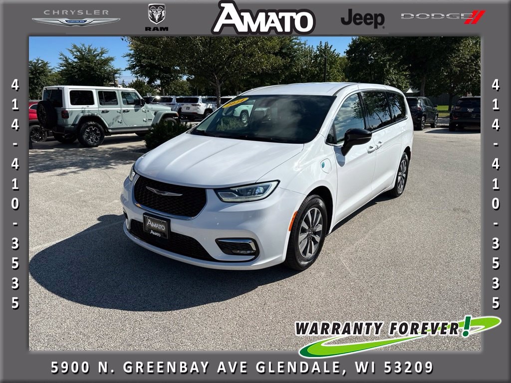 2024 Chrysler Pacifica PHEV