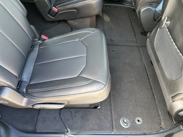 2026 Chrysler Pacifica Select - Photo 15