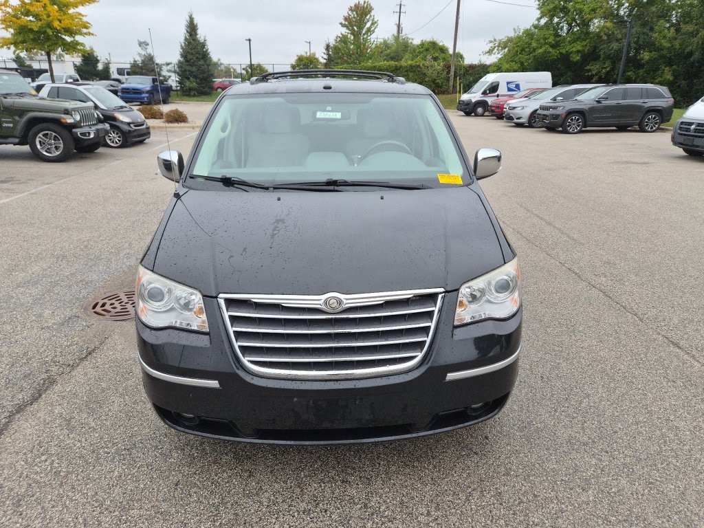 Used 2008 Chrysler Town & Country Limited Minivan/Van