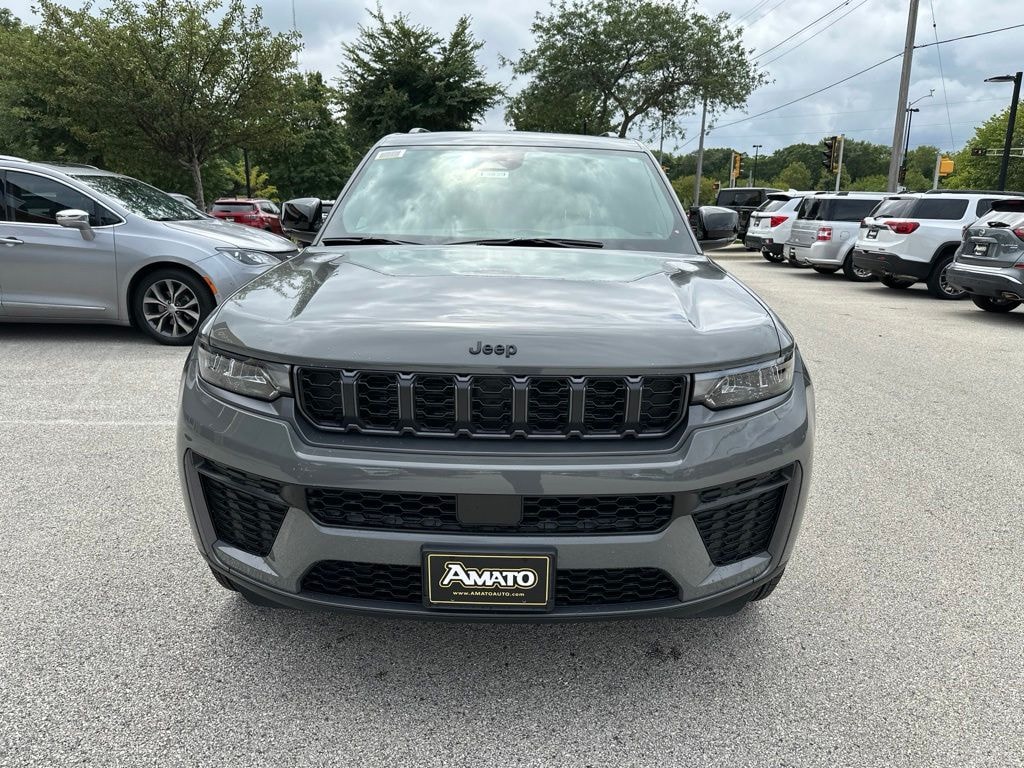 New 2027 Jeep Grand Cherokee LAREDO ALTITUDE 4X4 Sport Utility