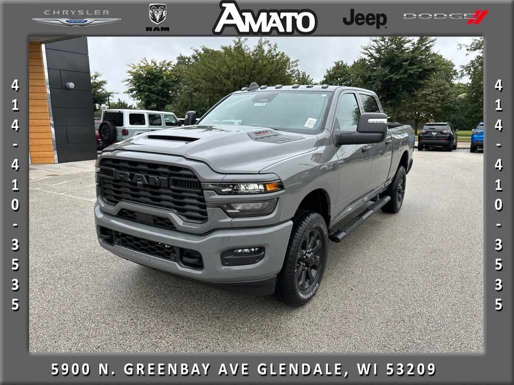 2027 RAM 2500 Pickup Tradesman/Black Express