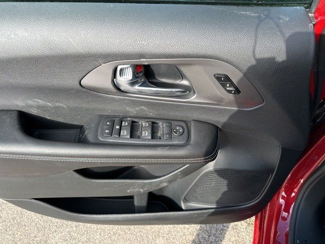 2026 Chrysler Pacifica Select - Photo 19