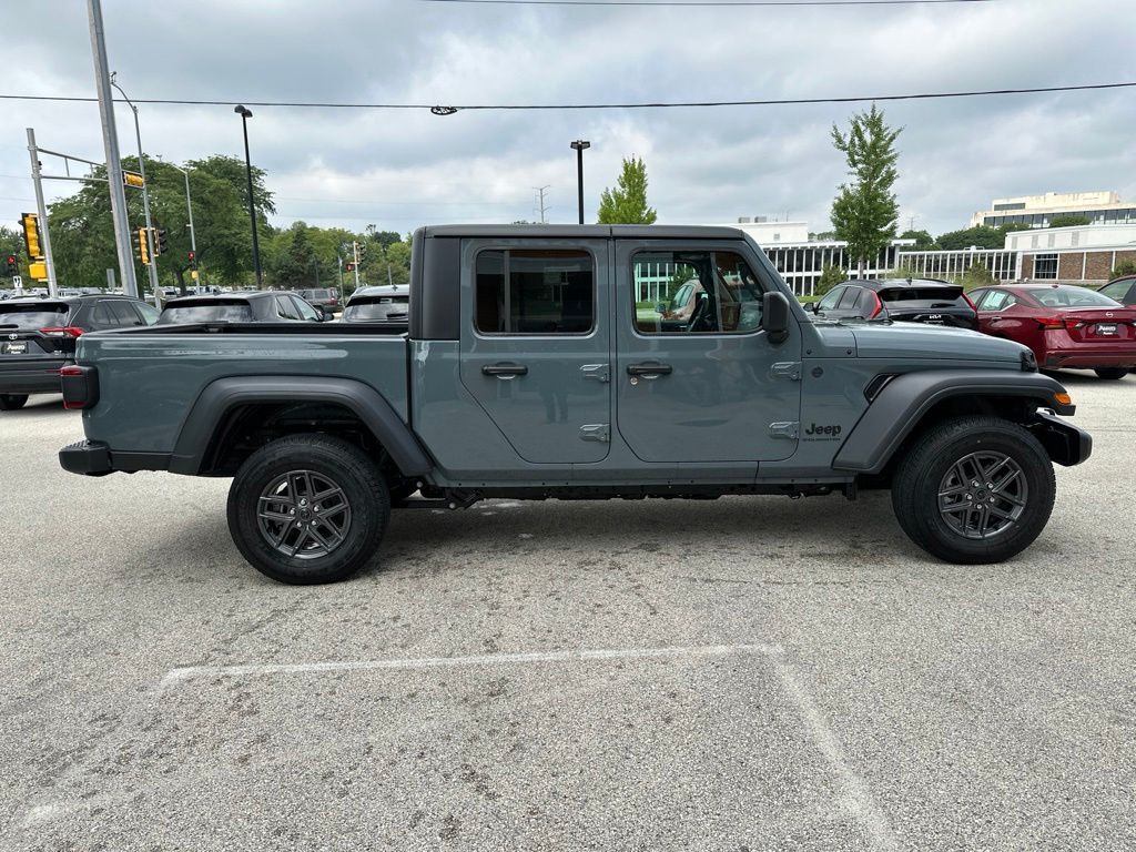 2026 Jeep Gladiator Sport S - Photo 5