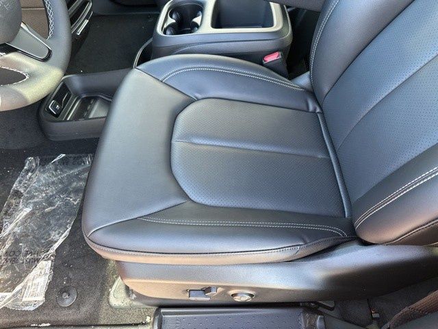 2026 Chrysler Pacifica Select - Photo 20