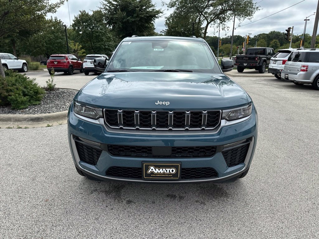 New 2027 Jeep Grand Cherokee LIMITED 4X4 Sport Utility