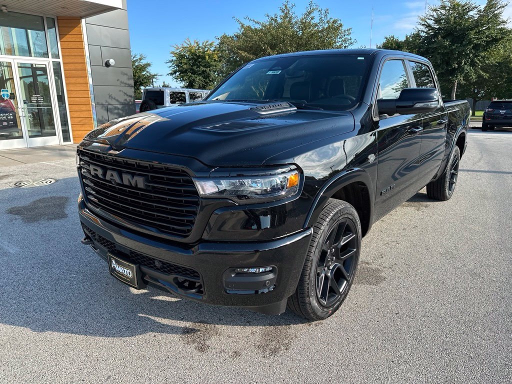 New 2027 Ram 1500 LARAMIE CREW CAB 4X4 5'7 BOX Pickup