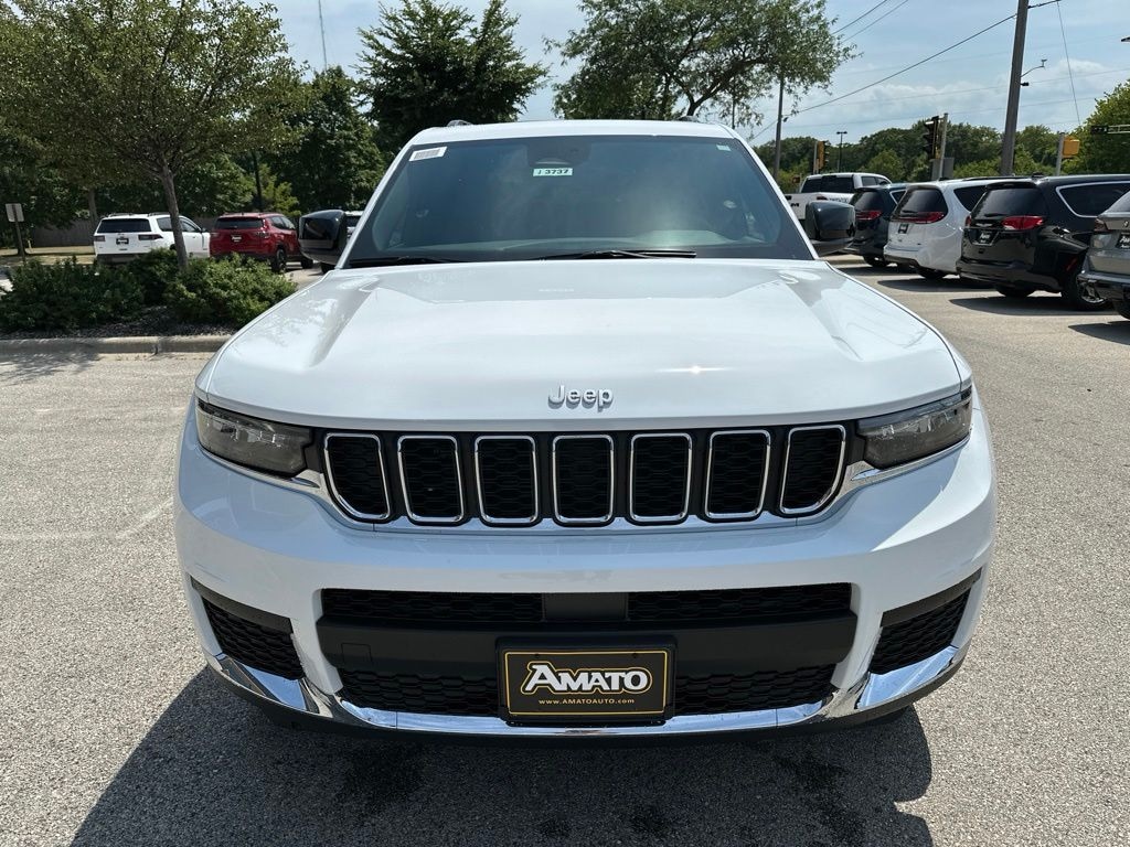 New 2026 Jeep Grand Cherokee L LAREDO X 4X4 Sport Utility