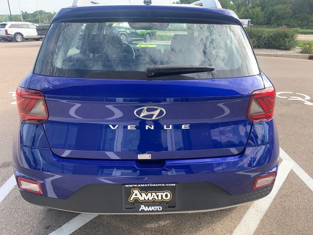 Certified 2025 Hyundai Venue SEL SUV