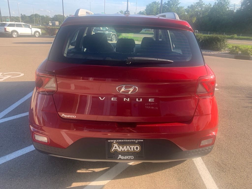 Certified 2025 Hyundai Venue SEL SUV