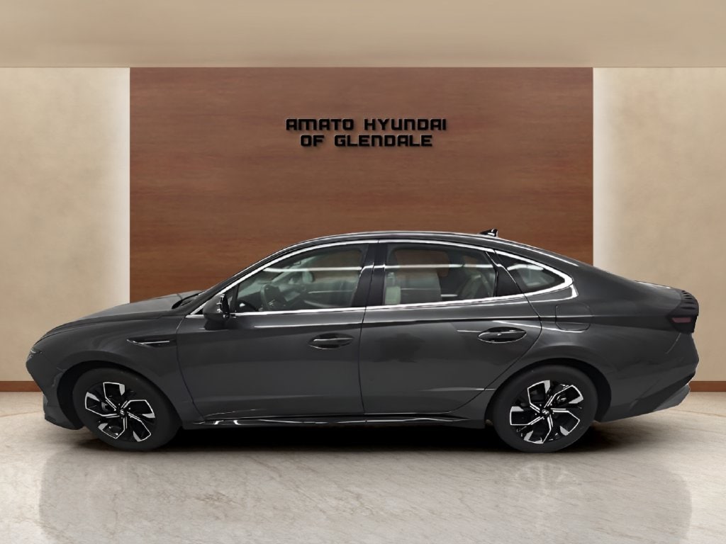 Used 2025 Hyundai Sonata SEL Sedan