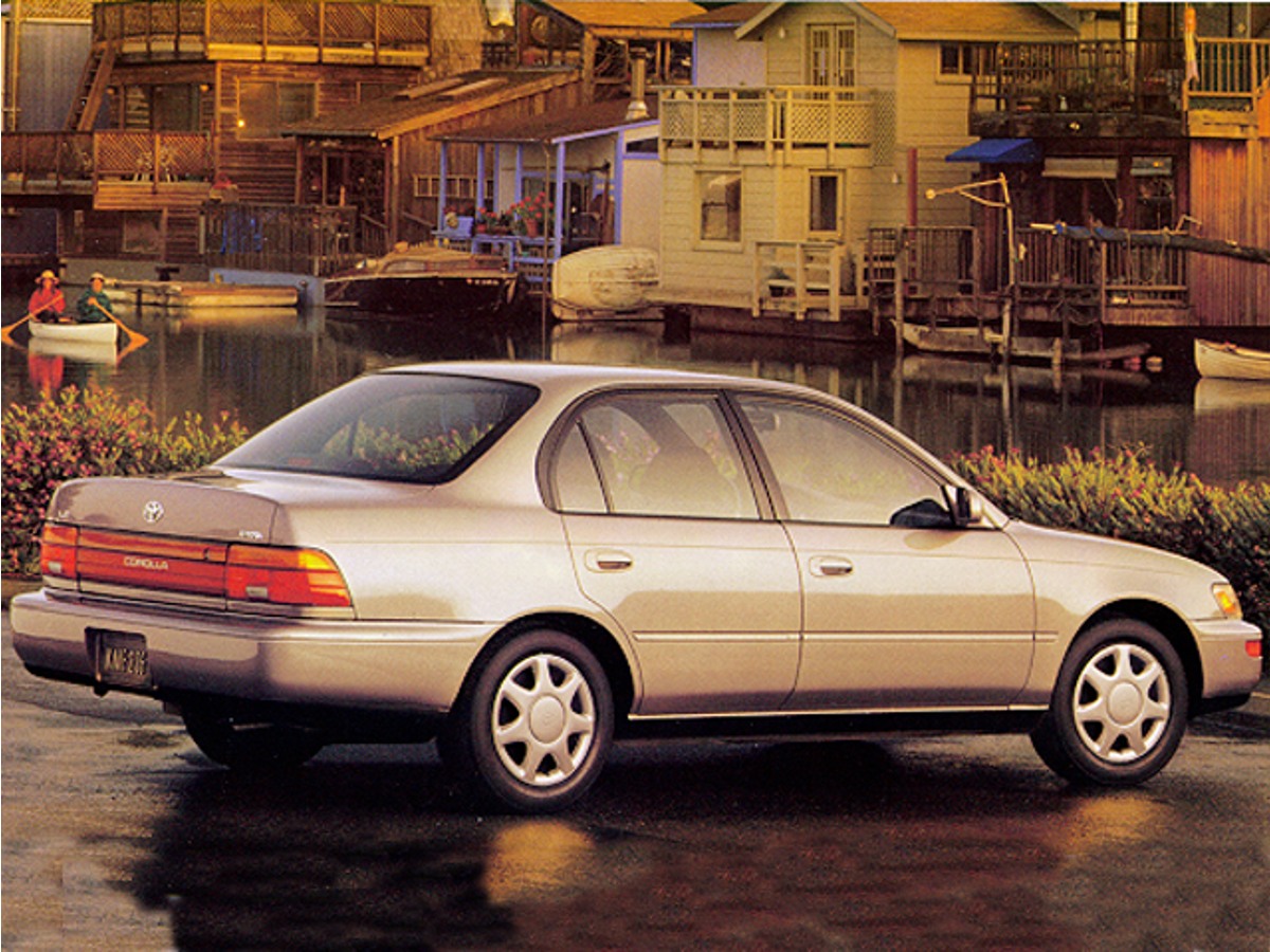  Toyota Corolla