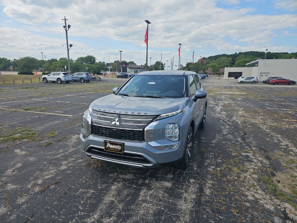 2026 Mitsubishi Outlander SE SUV