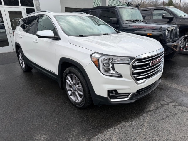 2022 GMC Terrain SLT