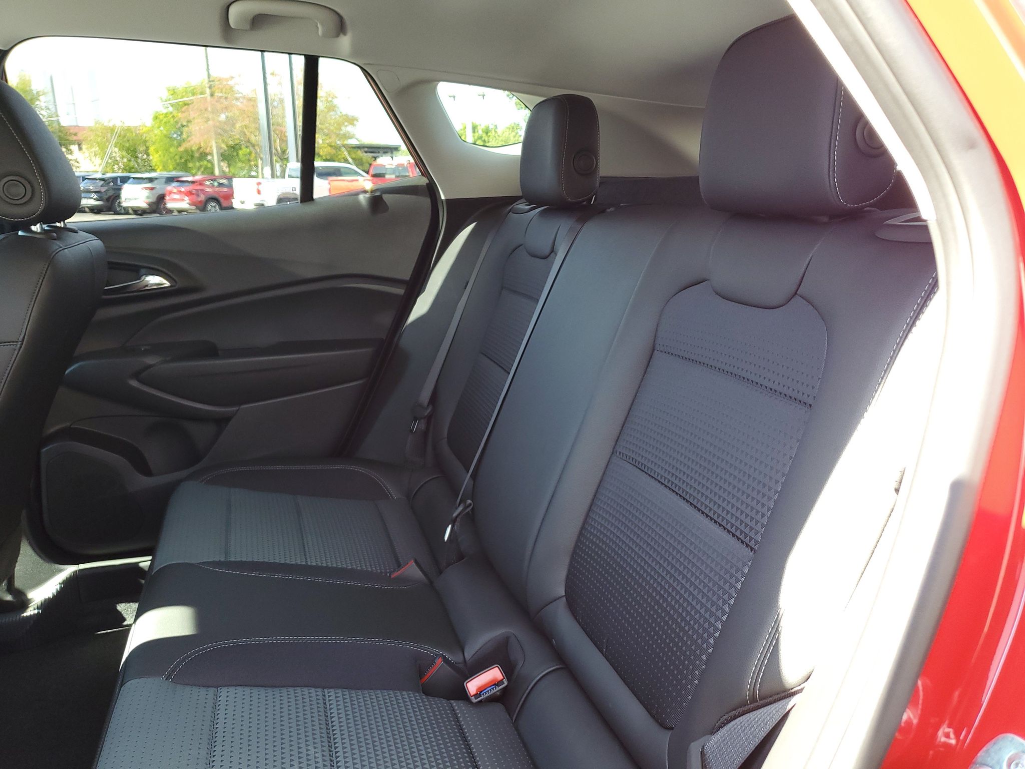 2026 Chevrolet Trax LT - Photo 9