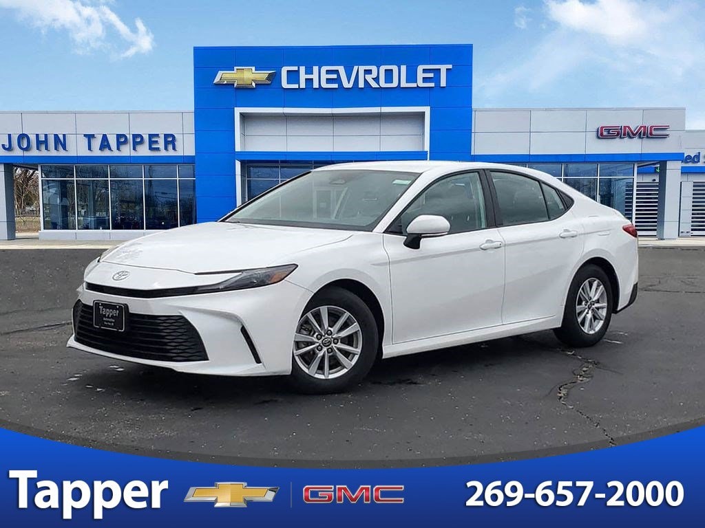 Used 2025 Toyota Camry LE