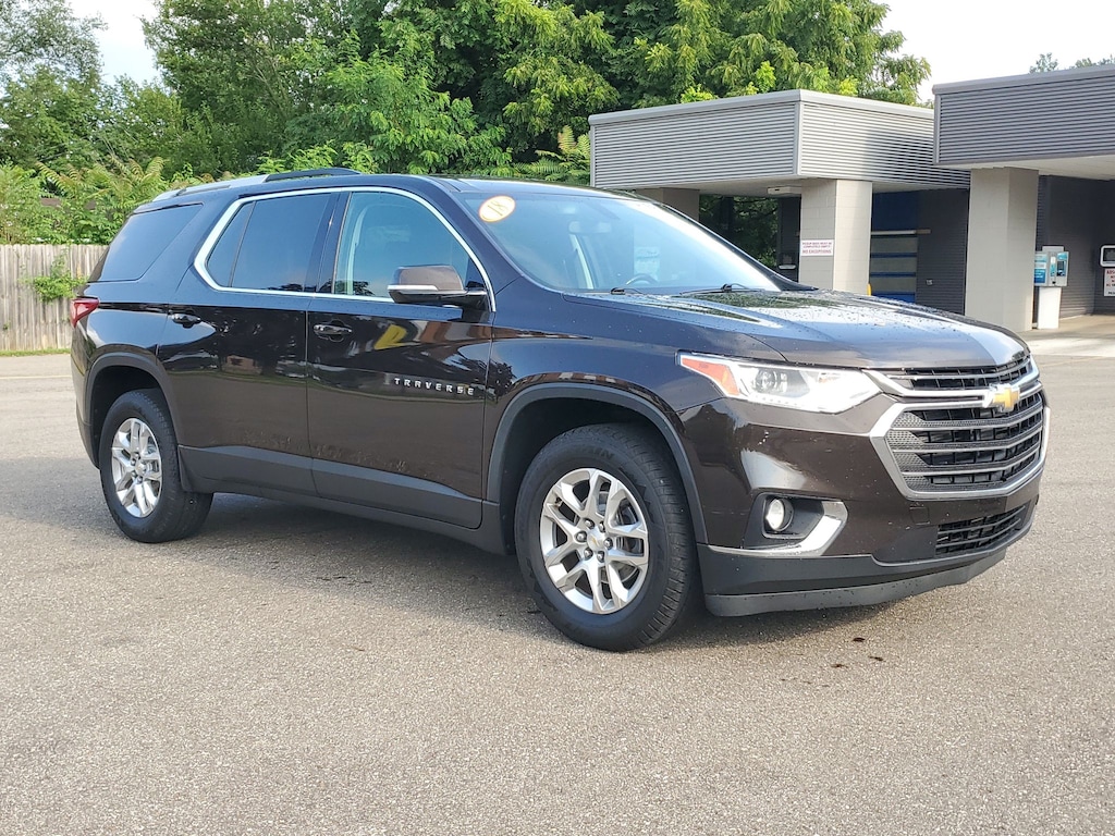 Used 2018 Chevrolet Traverse LT Cloth SUV
