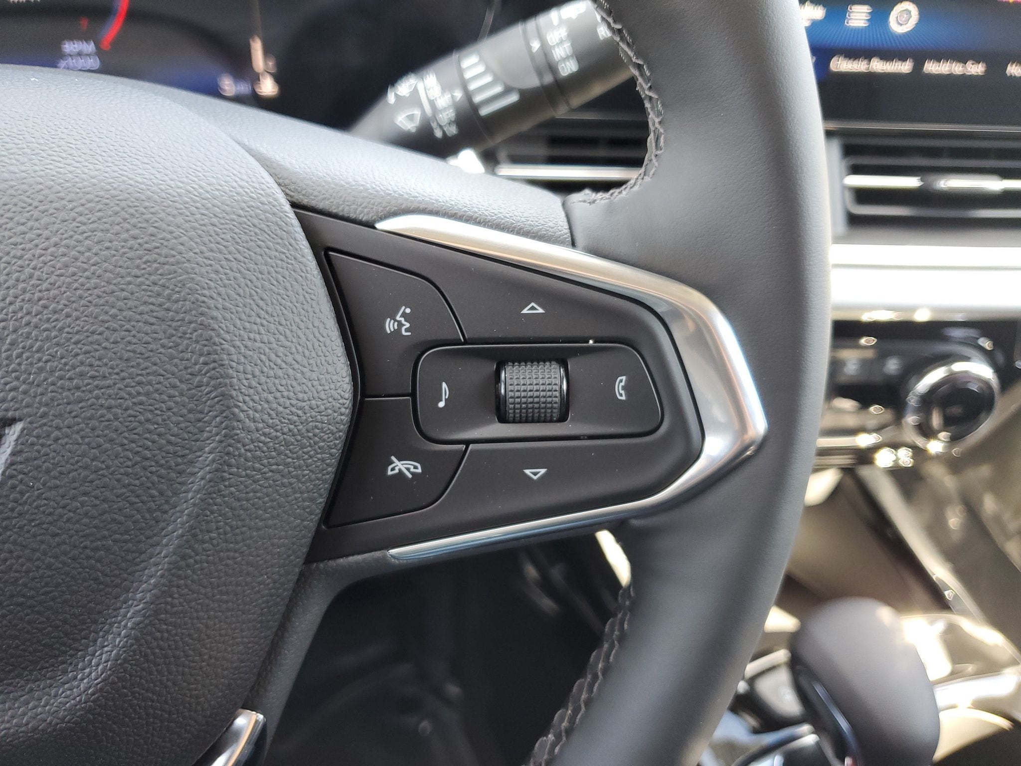2026 Chevrolet Trax LT - Photo 20