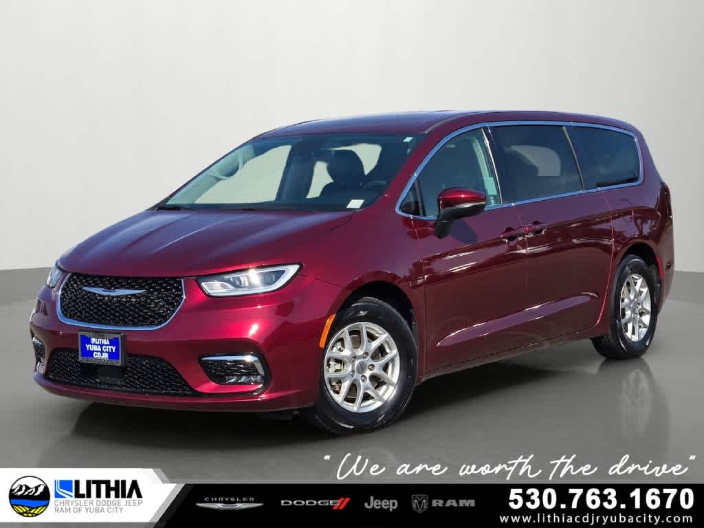 2023 Chrysler Pacifica Touring L