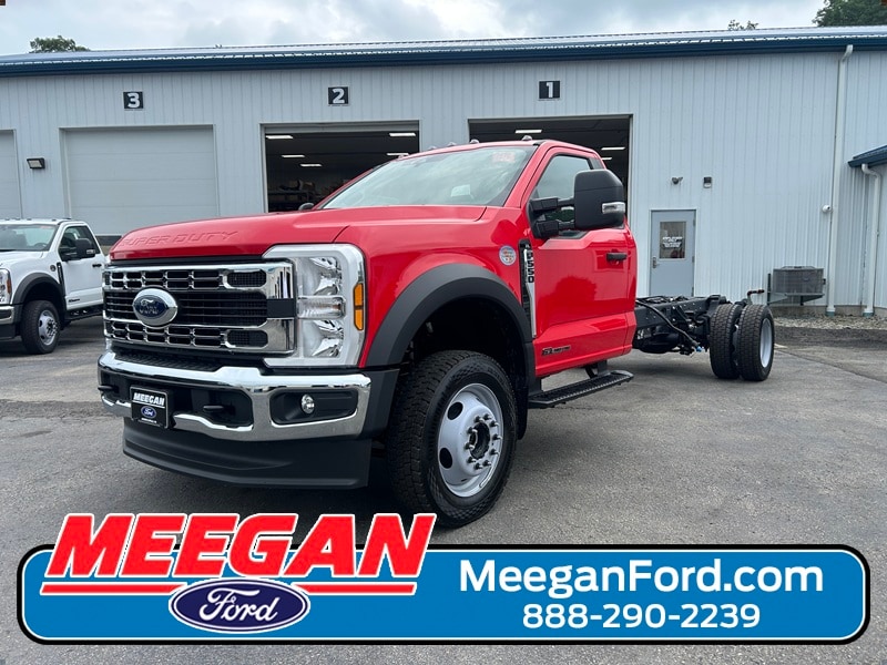 2025 Ford F-550 Super Duty Chassis Cab