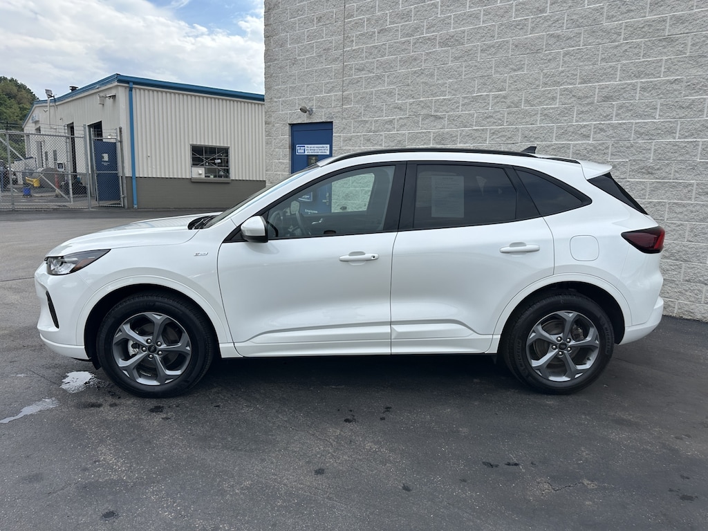 Certified 2024 Ford Escape ST-Line Select SUV