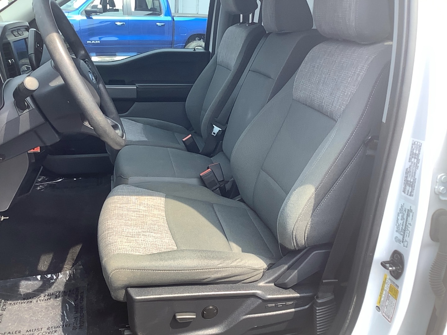 2023 Ford F-150 XLT - Photo 12