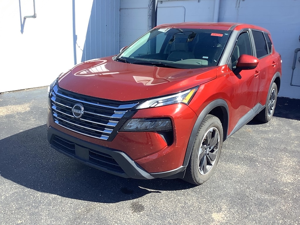 Used 2025 Nissan Rogue SUV