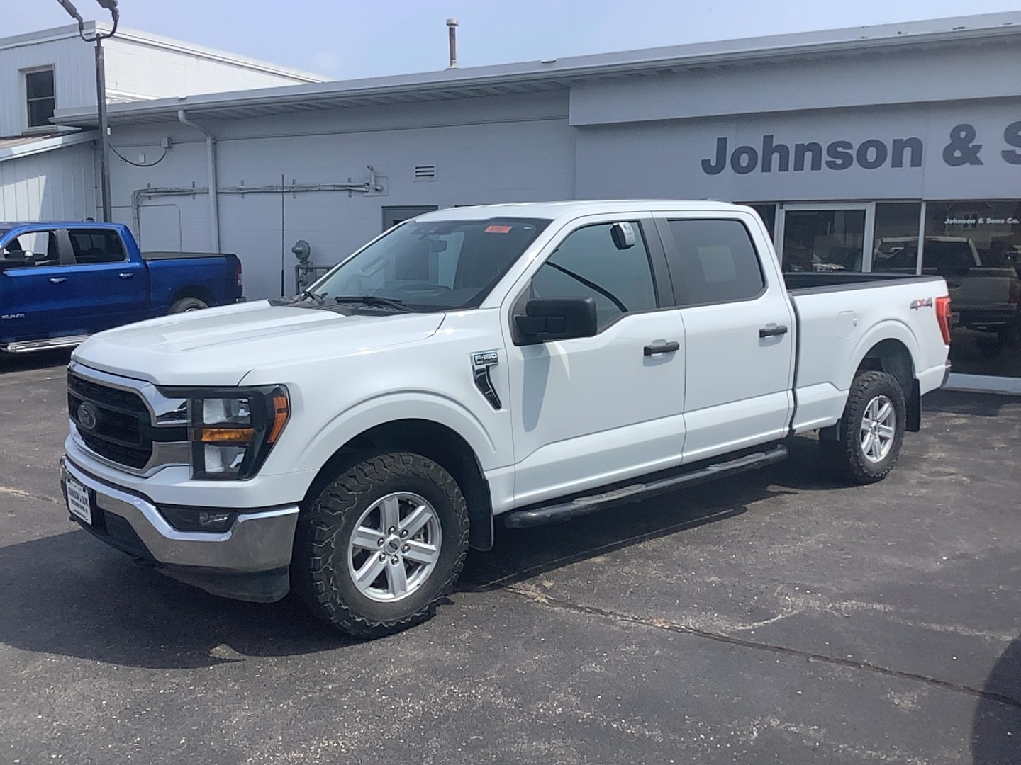 2023 Ford F-150 XLT - Photo 4