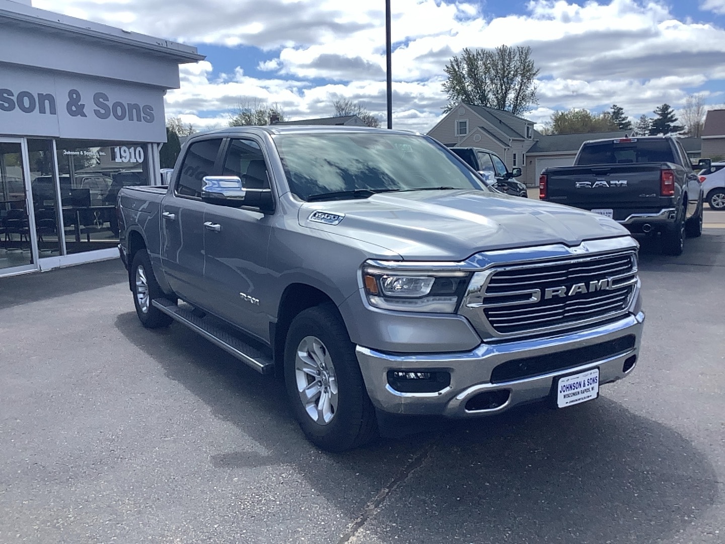 2023 RAM 1500 Pickup Laramie
