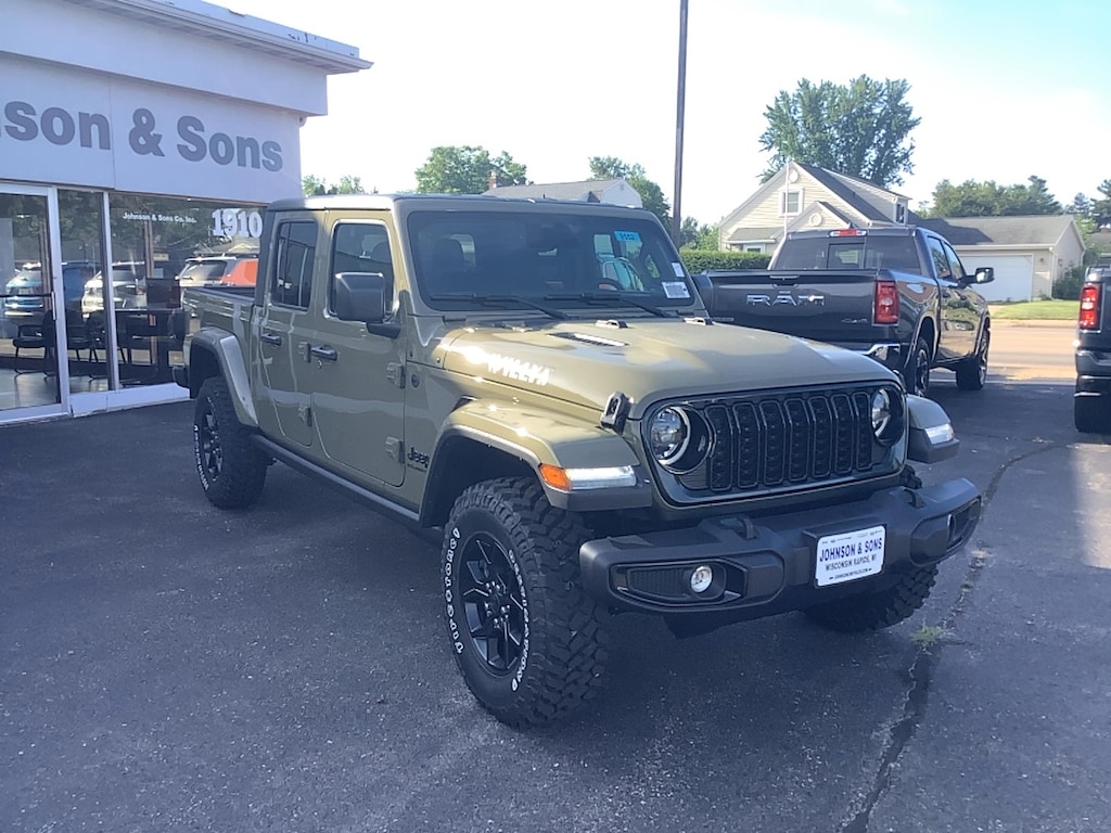 New 2026 Jeep Gladiator Sport Pickup