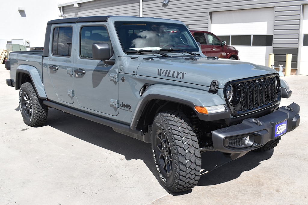 New 2026 Jeep Gladiator WILLYS 4X4 Pickup