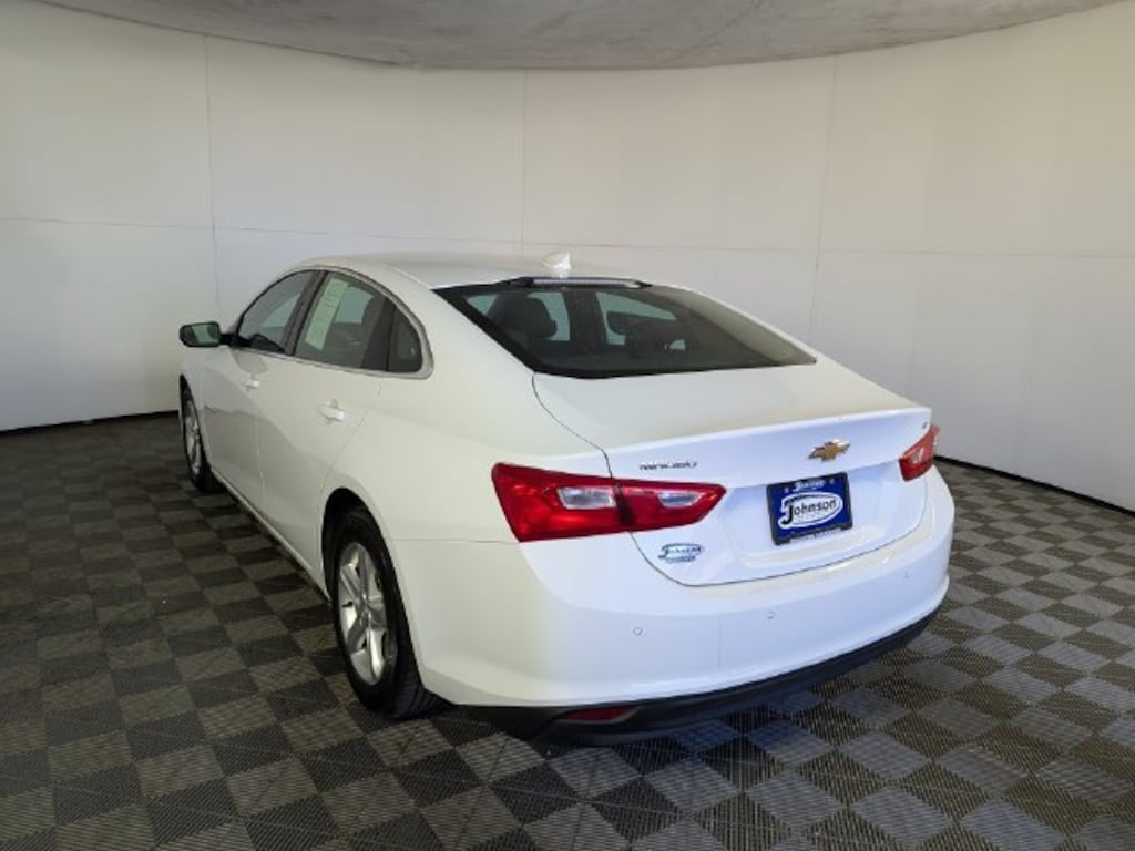 Used 2024 Chevrolet Malibu LT Sedan