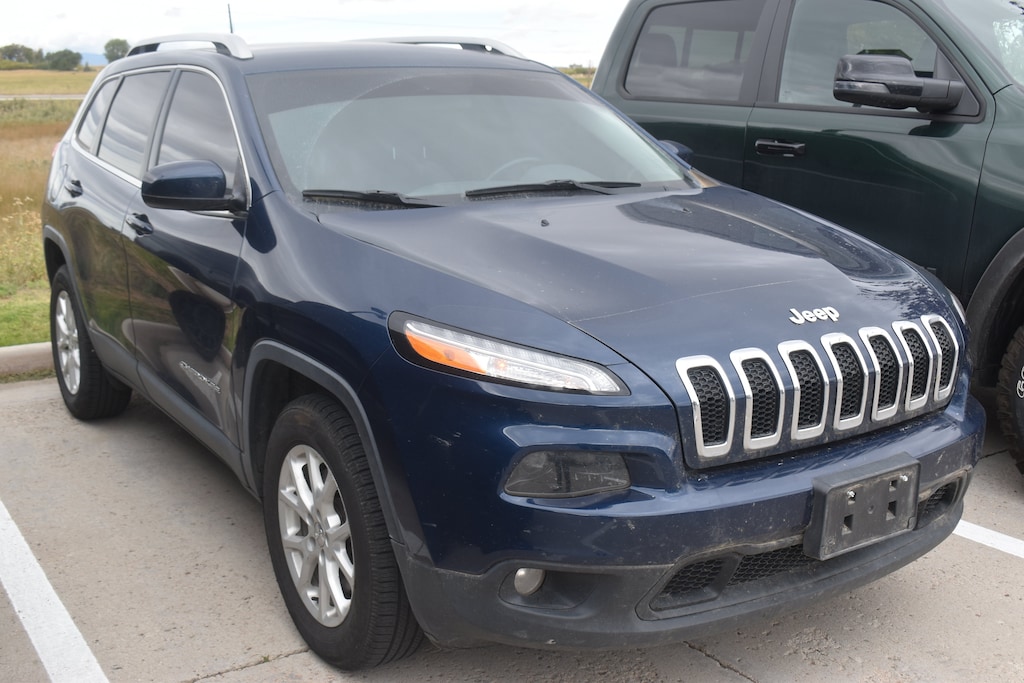 Used 2018 Jeep Cherokee Latitude Plus SUV