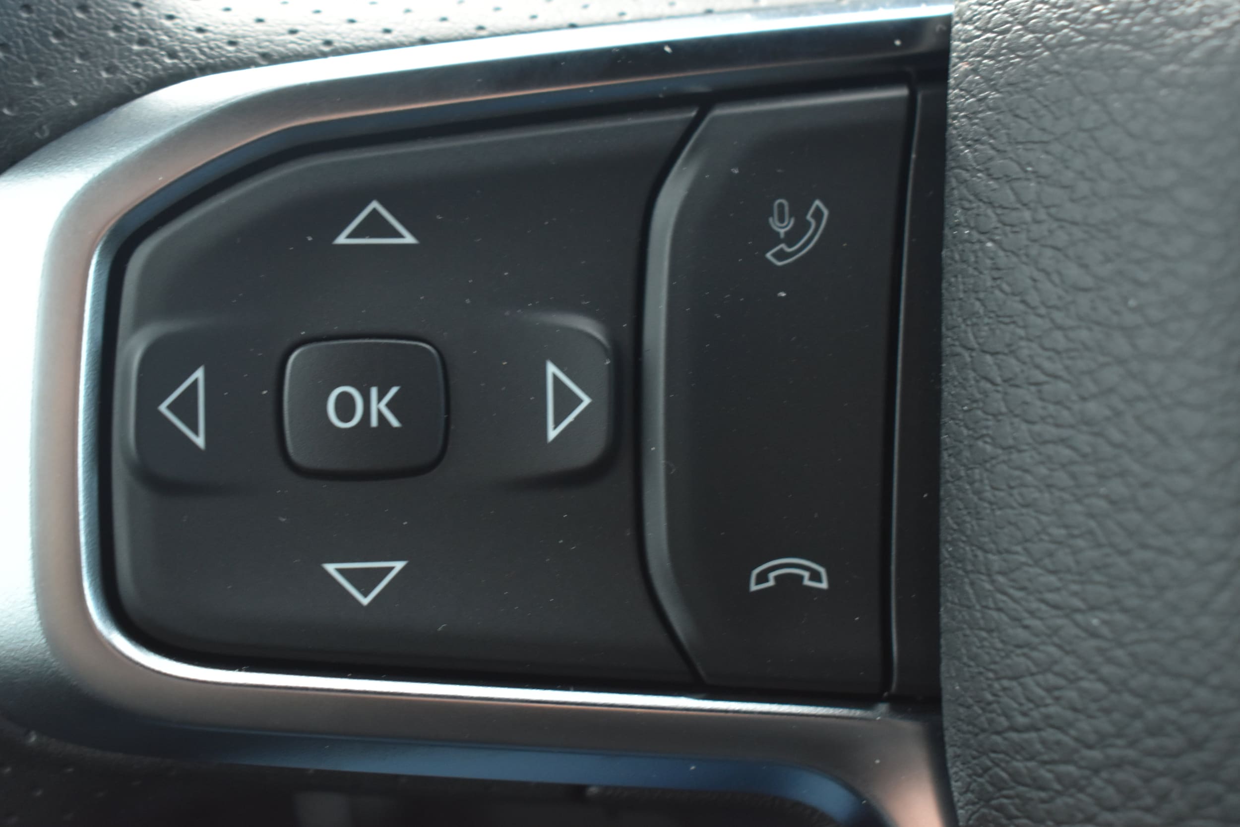 2026 RAM 1500 Warlock - Photo 24