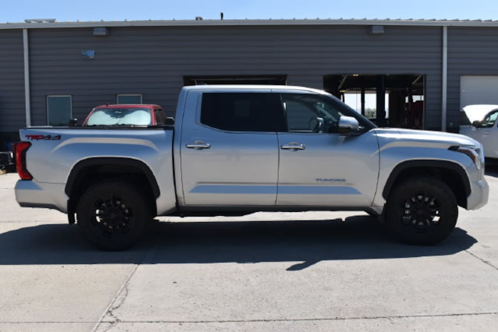 Used 2023 Toyota Tundra 4WD Limited Limited CrewMax 5.5 Bed